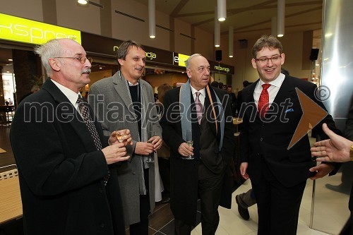 Srečko Pirtovšek, Tomaž Kancler ter Janez Ujčič, podžupana Mestne občine Maribor in Žiga Debeljak, predsednik uprave družbe Mercator d.d.