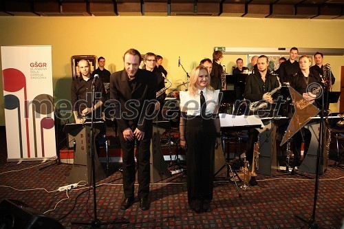 	Nuša Derenda, pevka in Big band Glasbene šole Gornja Radgona