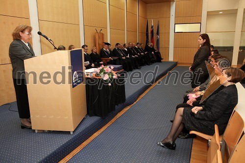 Prof. dr. Martina Bavec, Fakulteta za kmetijstvo in biosistemske vede Univerze v Mariboru in dr. Milojka Fekonja, Fakulteta za kmetijstvo in biosistemske vede Univerze v Mariboru 
