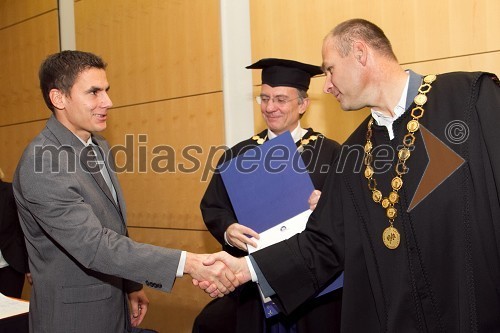 Dr. Jure Kolarič, Fakulteta za kmetijstvo in biosistemske vede Univerze v Mariboru in prof. dr. Danijel Rebolj, rektor Univerze v Mariboru in prof. dr. Mario Lešnik, dekan Fakultete za kmetijstvo in biosistemske vede UM