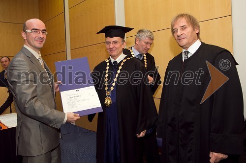 Dr. Igor Vrečko, Ekonomsko-poslovna fakulteta Univerze v Mariboru, prof. dr. Danijel Rebolj, rektor Univerze v Mariboru in 	prof. dr. Dušan Radonjič, Ekonomsko-poslovna fakulteta Univerze v Mariboru