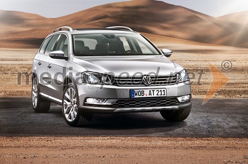 Passat Alltrack kot kombinacija osebnega in terenskega vozila