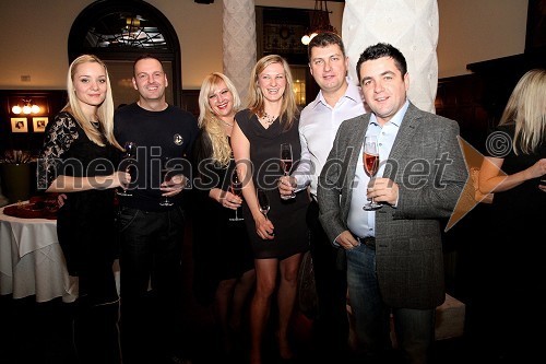 Neja Kavčič , promotorka Redbull Slovenija, Zoran Djordjevič, Kalcit, dr. Manuela Kuhar, kirurginja, Tatjana Bajuk, pomočnica direktorja Hotel Tabor Maribor, dr. Mitja Šumak, radiolog in Srečko Bajuk, Avto Šerbinek Maribor