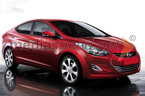 Hyundai Elantra prejela prestižno nagrado »Autobest 2012«