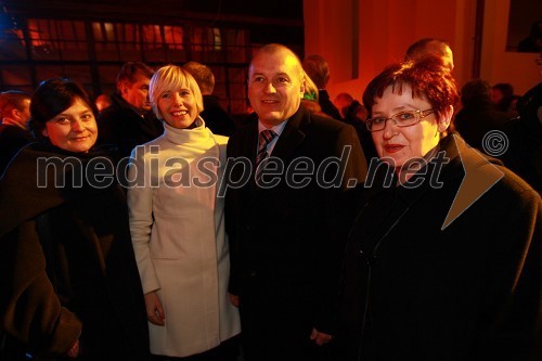 ..., Polonca Komar, poslanka, Franc Kangler, župan Mestne občine Maribor in dr. Polona Pivec, odgovorna urednica TV Maribor