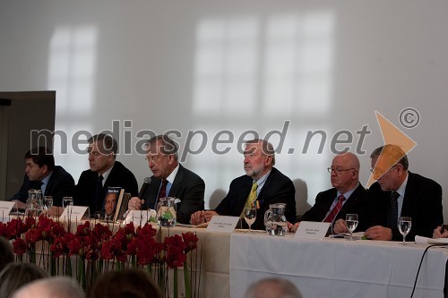 dr. Helmut Wohnout, dr. Martin Eichtinger, dr. Erwin Kubesch, veleposlanik Avstrije v Sloveniji, dr. Dimitrij Rupel, politik, dr. Stefan Karner in prof. dr. Peter Vodopivec