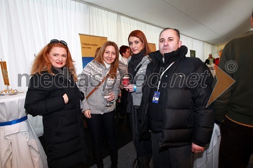 Diana Bobnar, direktorica DBC Medikal d.o.o., Snežana Arnejčič, Pošta Slovenije, Ana Sešek, namestnica direktorice sektorja za trženje Pošta Slovenije in Janez Bobnar, prokurist DBC Medikal d.o.o.