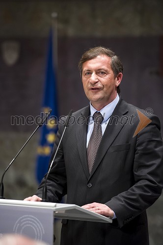 Karl Erjavec, predsednik stranke Desus