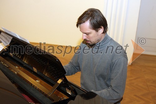 Klemen Golner, pianist