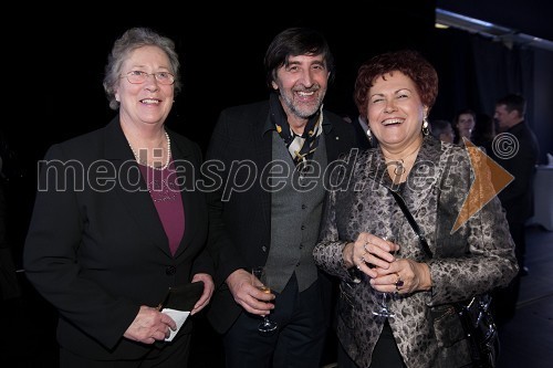 Marjana Levanič, Leo Kulaš, kostumograf in Dubravka Tomšič Srebotnjak, pianistka