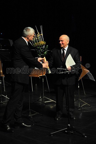 Anton Štihec, župan Mestne občine Murska Sobota in Ernest Bransberger, slikar