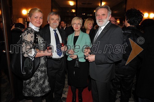 Marija Mesner, pediatrinja, Marjan Šiftar, nekdanji ambasador v Makedoniji s soprogo ter Matjaž Zanoškar, župan Slovenj Gradca