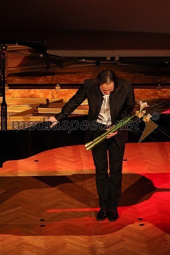 Gergely Bogányi, pianist