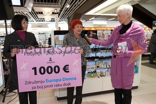 Slavica Bizjan, Bizjan & Co, Mojca Senčar, predsednica društva Europa Donna in Barbara Drnač, novinarka