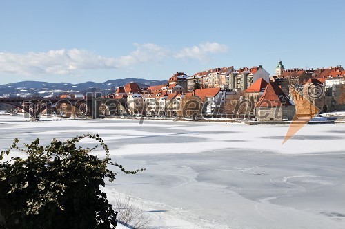 Reka Drava, Maribor