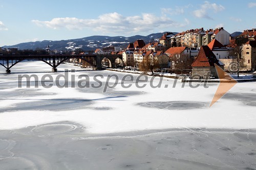 Reka Drava, Maribor