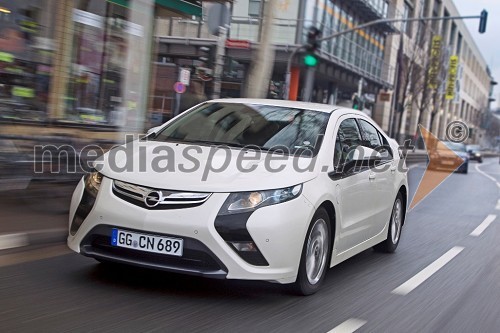 Opel Ampera na dirki Monte carlo