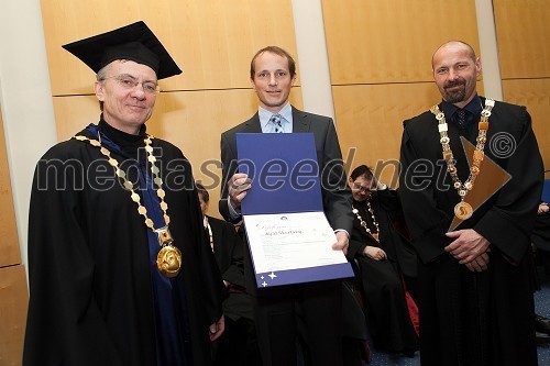 Prof. dr. Danijel Rebolj, rektor Univerze v Mariboru, ... in prof. dr. Niko Samec, dekan Fakultete za strojništvo Univerze v Mariboru