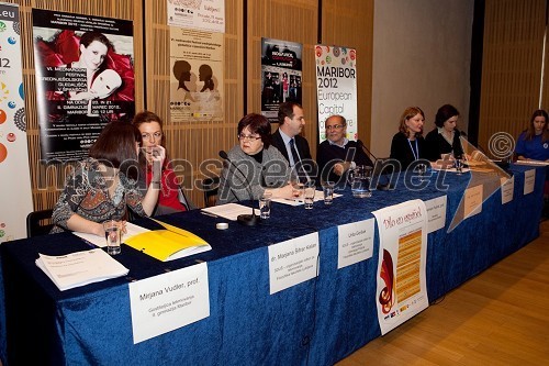 Maribor 2012 - EPK, Festival španskih gledališč, novinarska konferenca