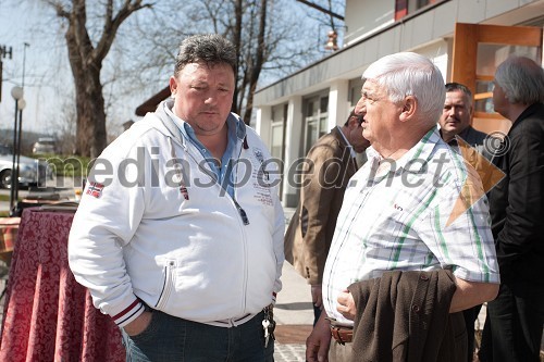 	Dušan Belšak, Slavkov dom in Peter Damjanič