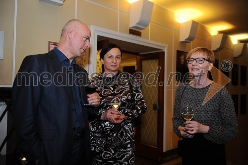 	Zdenko Podlesnik, direktor CBH d.o.o., soproga Andreja in ...