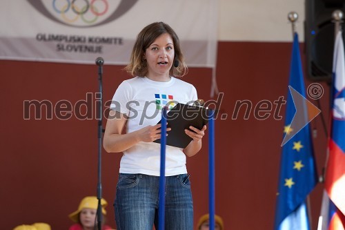 Anja Hlača, voditeljica