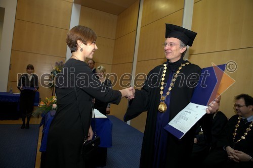 	Dr. Anita Peša, Ekonomsko poslovna fakulteta UM in prof. dr. Danijel Rebolj, rektor Univerze v Mariboru