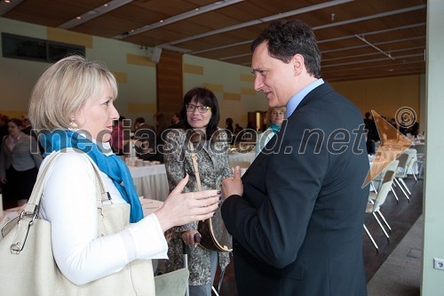 	Agata Jakončič, Regional Director Balkans, Merck Sharp & Dohme in Anton Petrič, Director, CISCO SYSTEMS, Podružnica Ljubljana