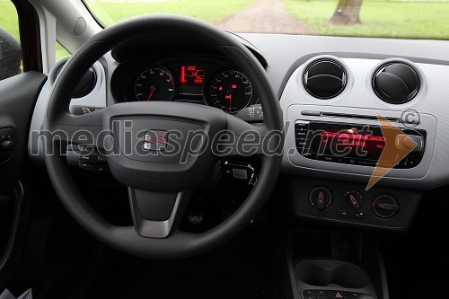 Seat Ibiza, notranjost