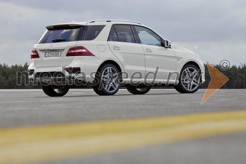 Mercedes-Benz ML 63 AMG 2012