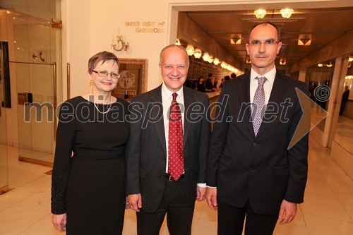 Sharon Mussomeli, Joseph Adamo Mussomeli, veleposlanik Združenih držav Amerike v Sloveniji in 	Marko Boštjančič, član uprave Telekom Slovenije