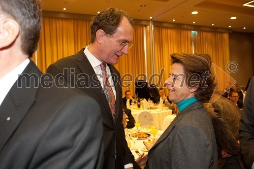 Jos Douma, veleposlanik Nizozemske v Sloveniji in Maria Allegro, veleposlanica Portugalske