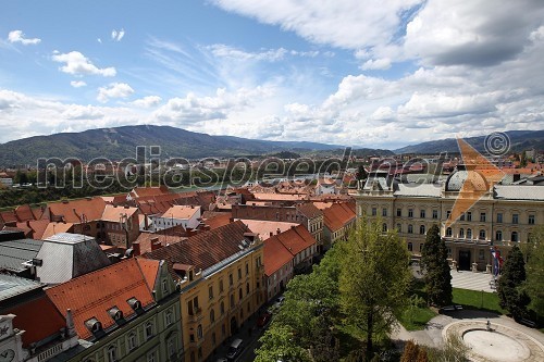 Razgled iz Stolne cerkve v Mariboru