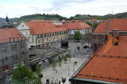 Trg Leona Štuklja v Mariboru