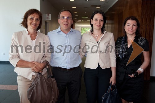 Andreja Kračun, dobrodelno združenje Koraki za korakce; Tomaž Mihelin Ritlop, SPEM; Gordana Drecun Mithans, direktorica SPEM in Maja Lončar, SPEM