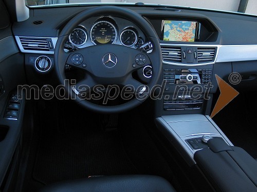 Mercedes-Benz E 250 CDI 4Matic BlueEfficiency Avantgarde