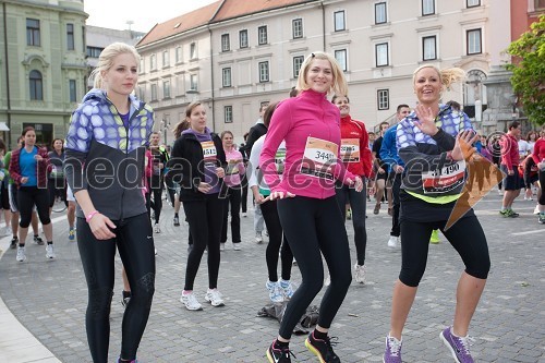 Ajda Sitar, Miss Športa 2009, Manca Špik, pevka in Špela Grošelj, pevka