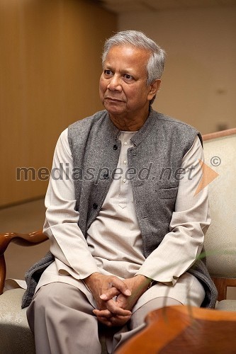 Prof. Muhammad Yunus, Nobelov nagrajenec