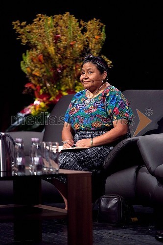 Dr. Rigoberta Menchú Tum