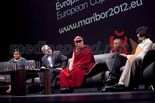 Dr. Rigoberta Menchú Tum, dr. Rudi Rizman, Njegova svetost, XIV. Dalajlama in prof. dr. Lučka Kajfež Bogataj