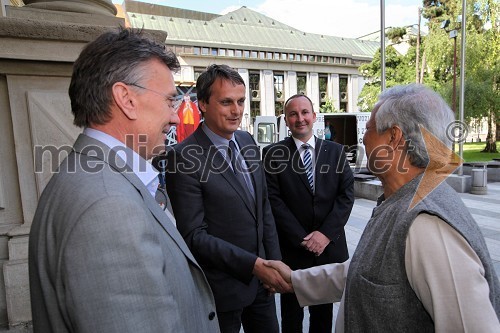 Prof. dr. Danijel Rebolj, rektor Univerze v Mariboru, Tomaž Kancler, podžupan MOM, prof. Muhammad Yunus