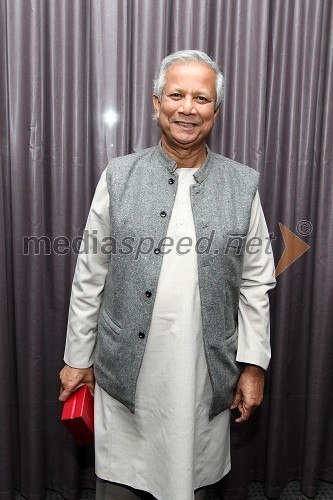 Prof. Muhammad Yunus, Nobelov nagrajenec