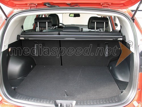 Kia Sportage 2.0 CRDi Limited AWD Dynamax - prtljažnik v osnovi meri 564 litre