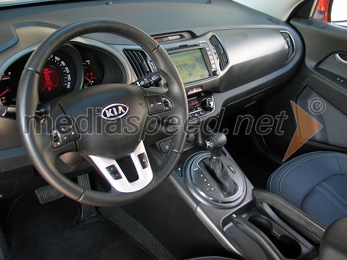 Kia Sportage 2.0 CRDi Limited AWD Dynamax - notranjost