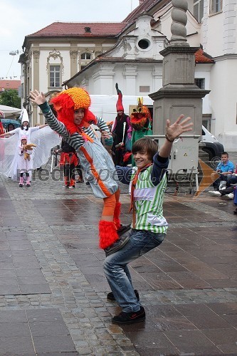 Otvoritev festivala Mladibor, Mlada parada