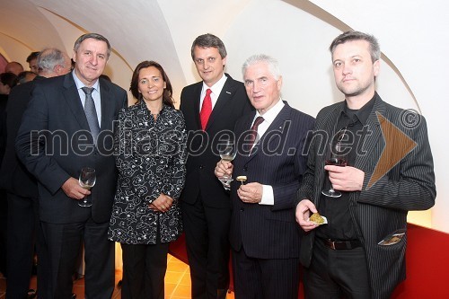 Jožef Jerovšek, dr. Suzana Žilič Fišer, generalna direktorica zavoda Maribor 2012 - Evropska prestolnica kulture, Tomaž Kancler, podžupan MOM, prof. dr. Ludvik Toplak, predsednik Alme mater Europaea – ESM ter Robert Križanič direktor festivala Ptuj odprto mesto