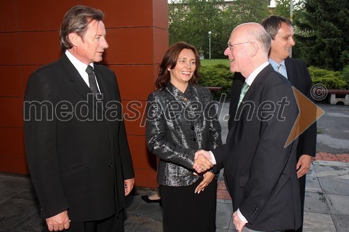 Vladimir Rukavina Gogo, direktor Narodnega doma Maribor, dr. Suzana Žilič Fišer, generalna direktorica zavoda Maribor 2012 - Evropska prestolnica kulture in Norbert Lammert, predsednik nemškega parlamenta