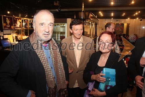 Jean-Claude Carrier, francoski pisatelj in scenarist, Vili Ravnjak, umetniški direktor Drame SNG Maribor in Danica Geršak, prevajalka