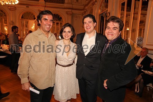 Pier Francesco Maestrini, režiser, Laura Giordano, operna pevka, Benjamin Pionnier, dirigent in Xavier Moreno, operni pevec