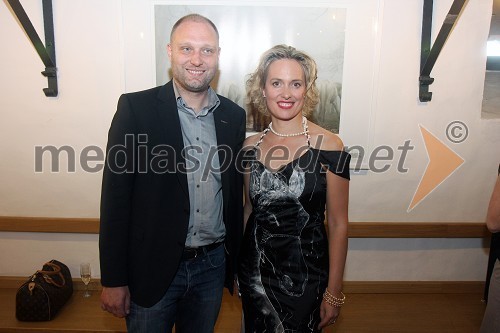 Mitja Čander, programski direktor javnega zavoda EPK Maribor 2012 in Alenka Slavinec, fotografinja